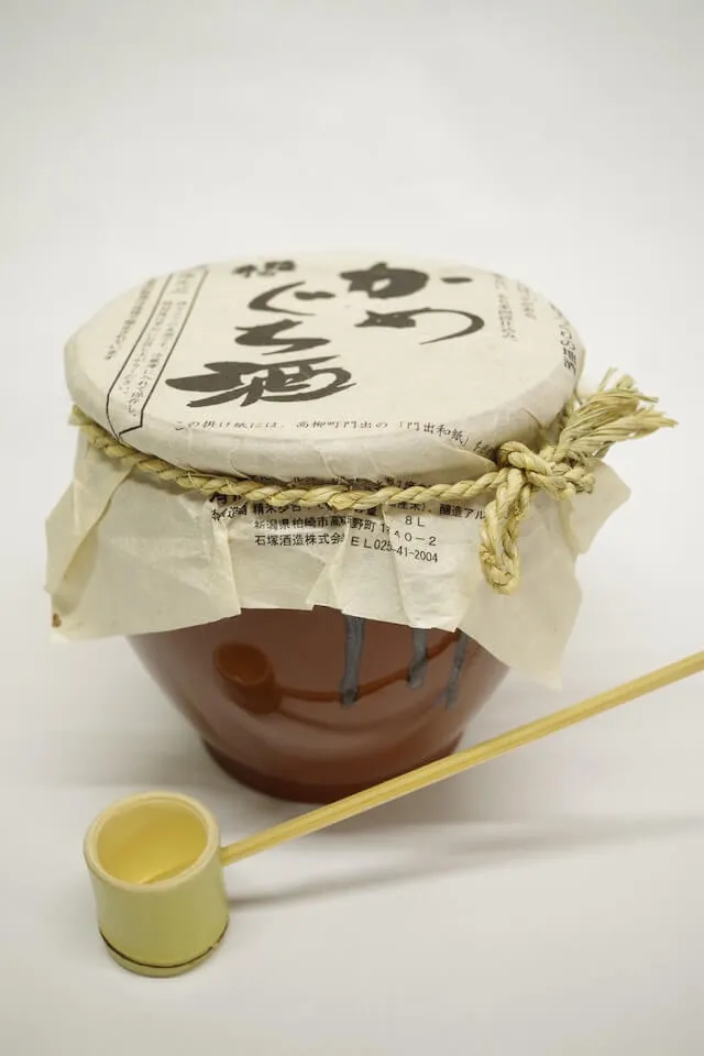 初しぼりかめぐち酒 1800ml カメ詰
