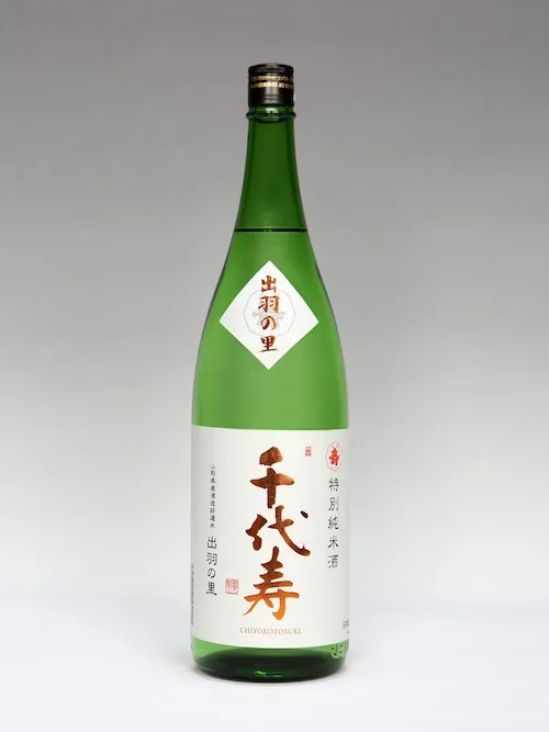 特別純米酒 出羽の里 千代寿 1800ml